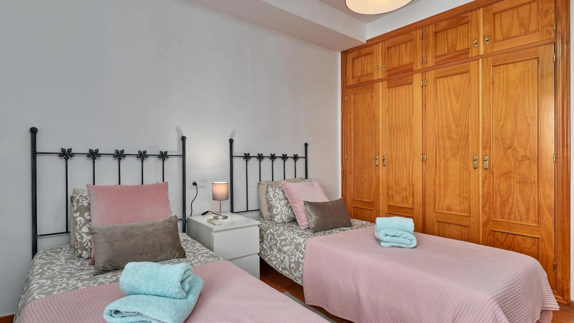 Garden Apartment In Frigiliana